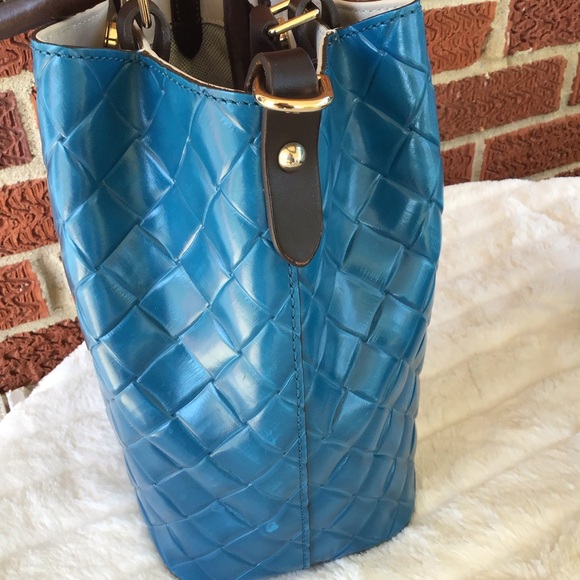 Dooney woven Barlow satchel basket weave embossed leather - Picture 5 of 16